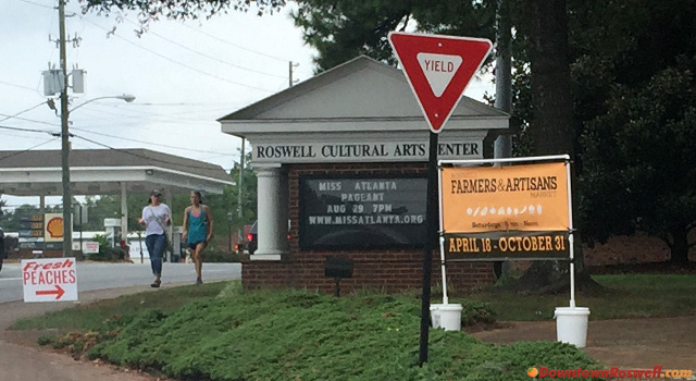roswell-farmers-market-entrance