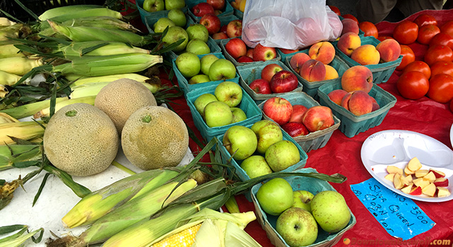 roswell-farmers-market-fruits